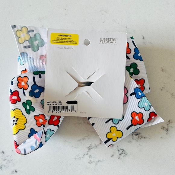 Hanna Andersson girl’s floral hair clip bow - Picture 5 of 6